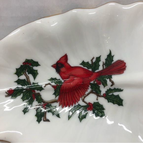 Lefton China Christmas Leaf Holly Cardinals Dish #1207 Hand Painted Gold Trim - Picture 8 of 11